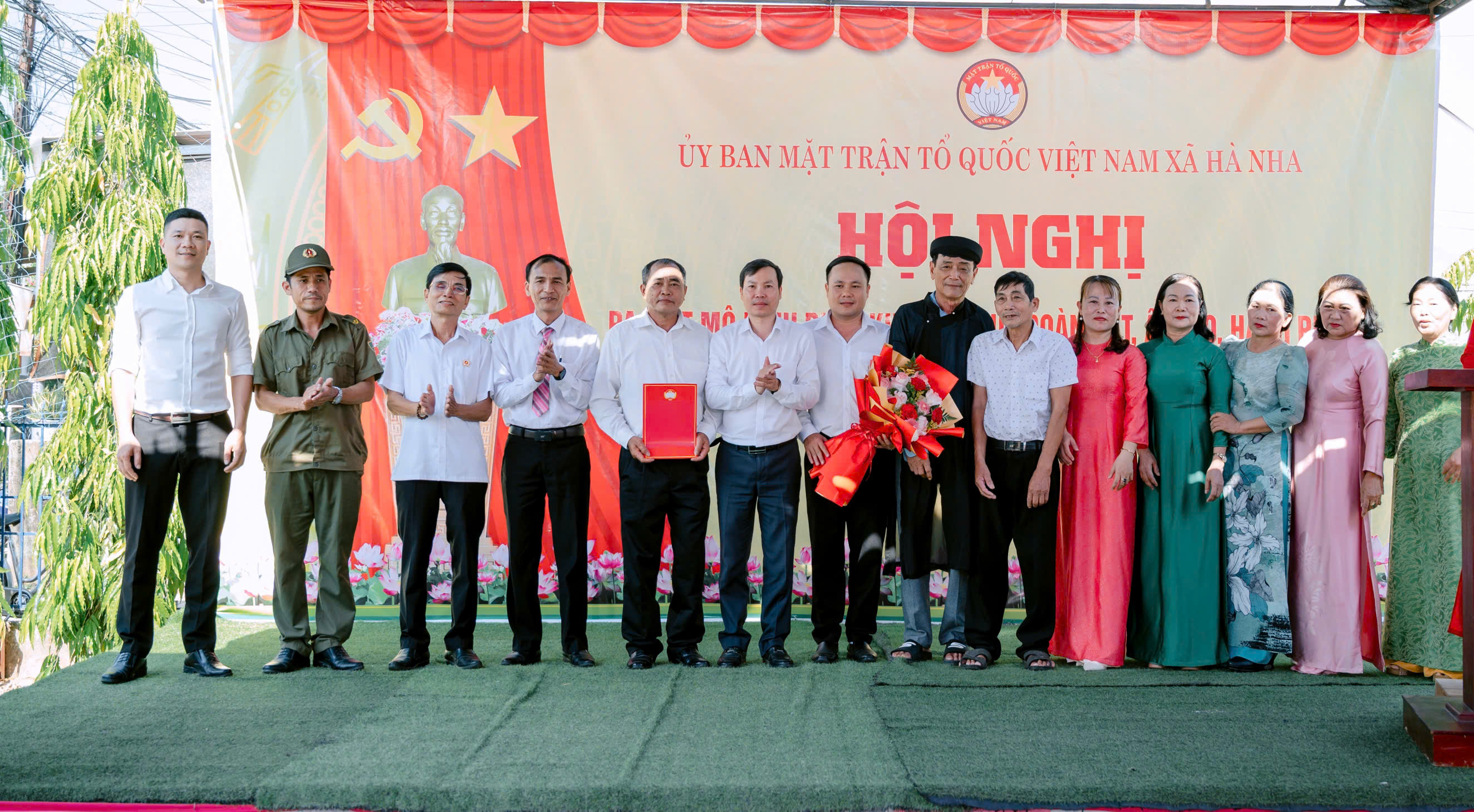 Ban vận động Khu dân cư Đông Lâm ra mắt trước Hội nghị Ban vận động Khu dân cư Đông Lâm ra mắt trước Hội nghị
