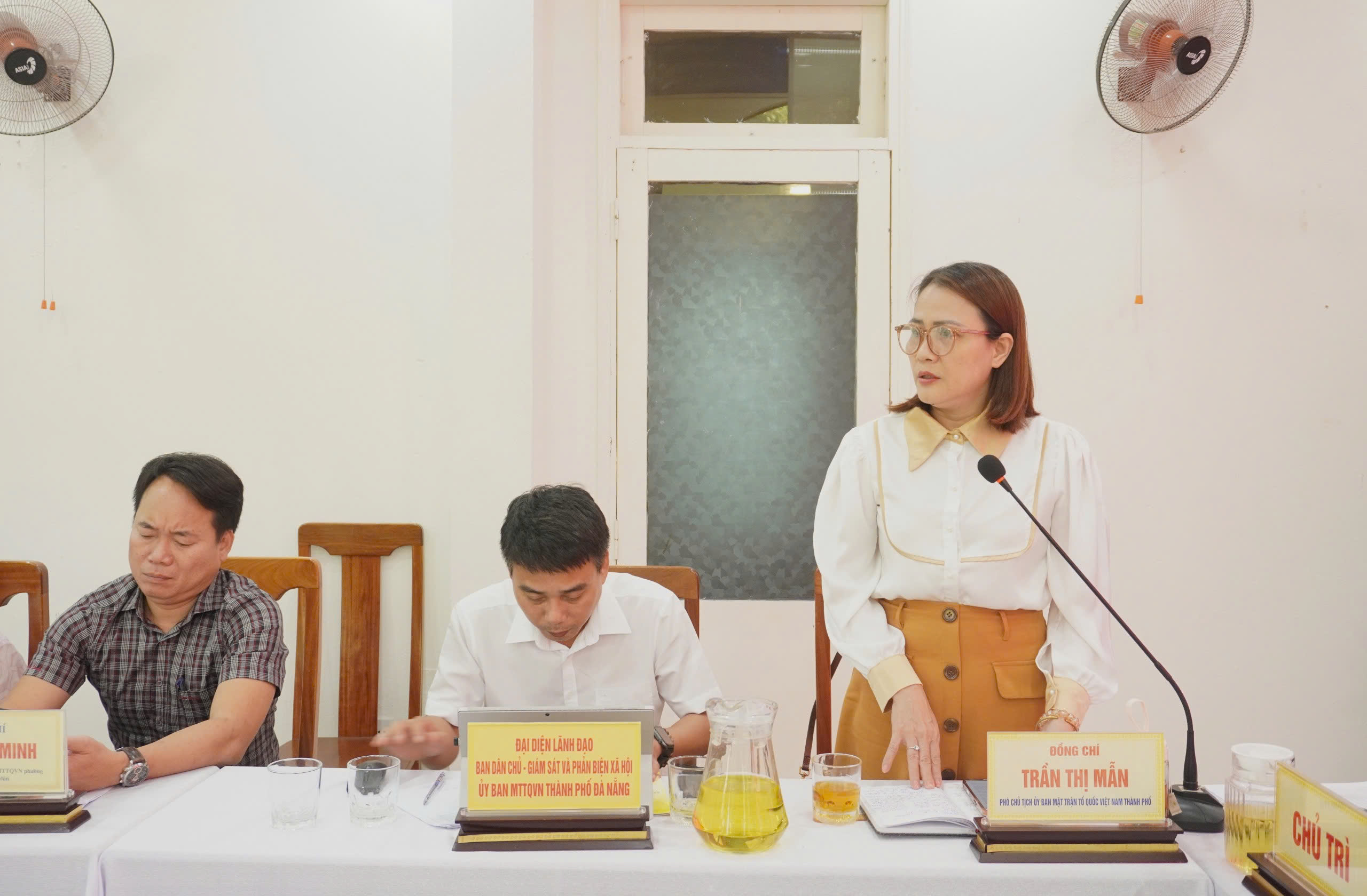 đồng chí Trần Thị Mẫn – Phó Chủ tịch Ủy ban MTTQ Việt Nam thành phố